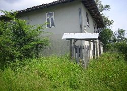 Elena - House - Near Lake
